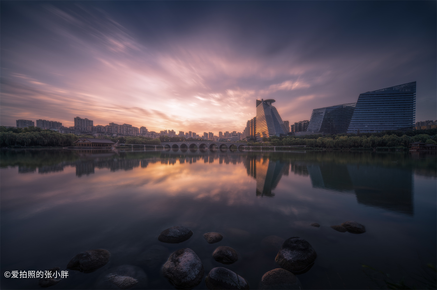 ©爱拍照的张小胖CF 12-24mm F5.6 Zoom Shift