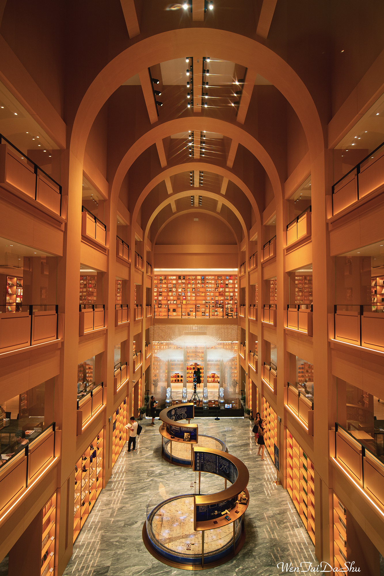 ©Wen Tai Da ShuCF 8-16mm F3.5-5.0 C-Dreamer