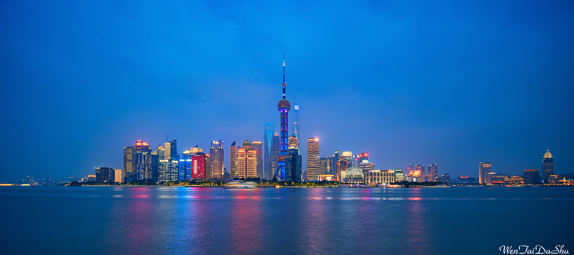 ©Wen Tai Da ShuCF 8-16mm F3.5-5.0 C-Dreamer